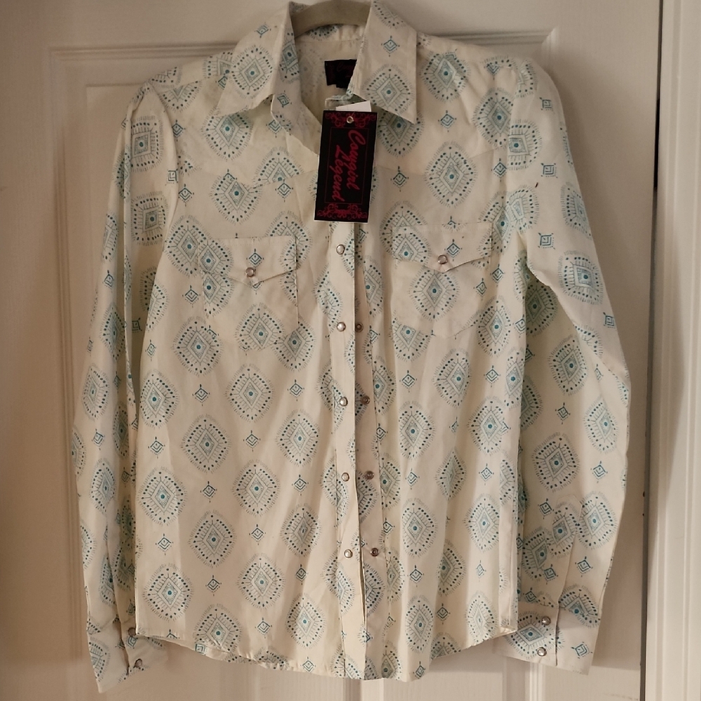 NWT Cowgirl Legend Womens Button Down